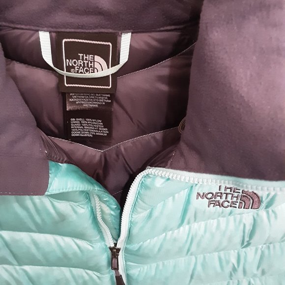 The North Face Thunder Down Packable Jacket  (XS) - Picture 4 of 6